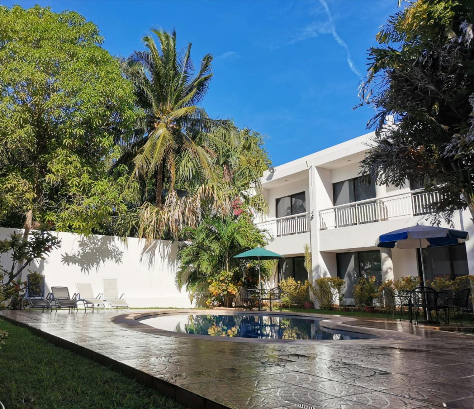 Hotel Holly Merida Ngoại thất bức ảnh
